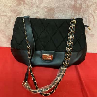 Stella & Co Women's Cross Body Bag / Handbag Chain Strap Black  
