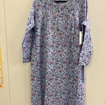 Black Pepper Womens  Size M  Floral 