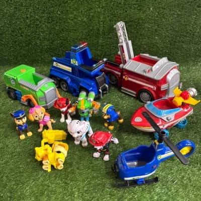 Paw Patrol Cars & Toys - Mix Lot 