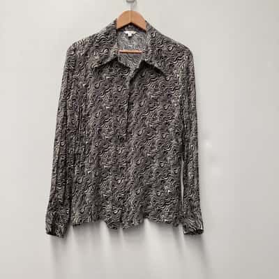 Cue Womens Top Size 16 