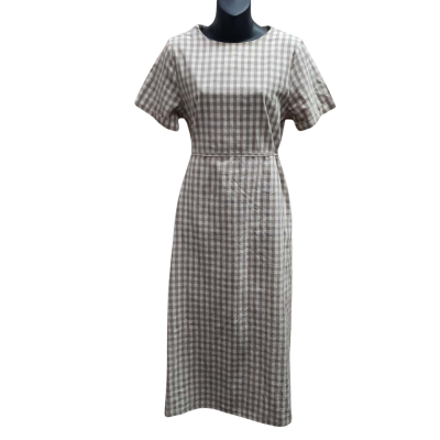 OLIVE Clothing Size 8/10 Gingham Midi Length