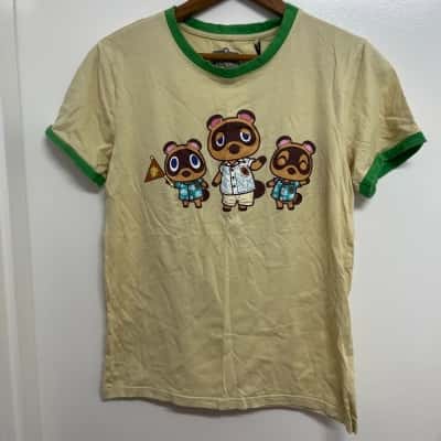  Animal Crossing Women's Size M Short Sleeve Shirt 