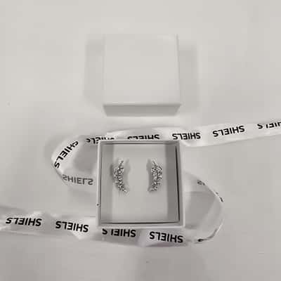  Womens Earrings 925 Sterling Silver Cubic Zirconia Leaf 30th.00