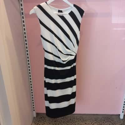 New David Lawrence   Size 10 Black  / White dress