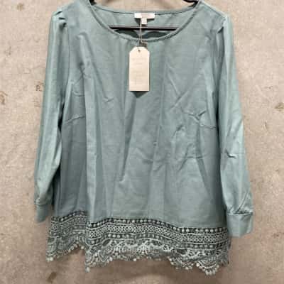 W.Lane Womens  Size 14 3/4 Sleeve Top Green 