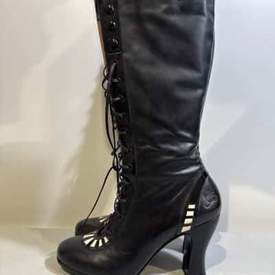 John Fluevog Purity Boots Black White Leather Lace Up Size 8.5