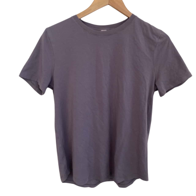 Lululemon Womens  Size M / S Short Sleeve Top Purple 