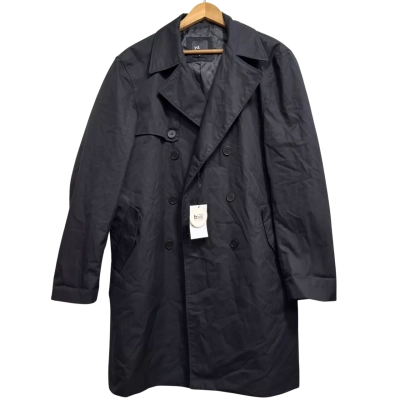 Yd. Mens  Size M Black Coat BNWT RRP$199.99