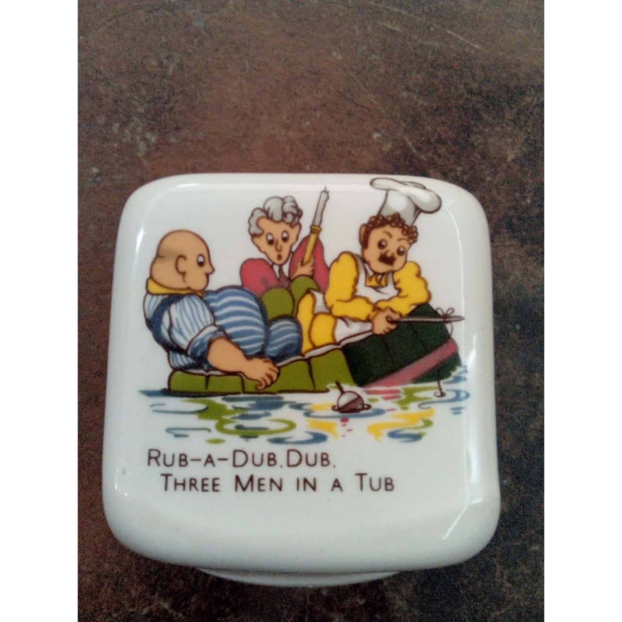 Vintage Potpourri Nursery Rhyme Cube(s)