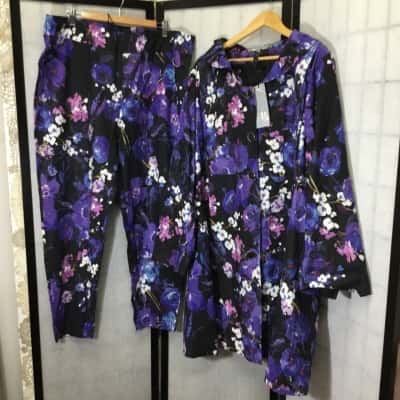 Taking Shape Womens  Size 24 Suit Jacket And Pants Floral . Viscose/Linen/Polyester/Elastane