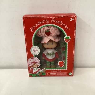 NEW - Strawberry Shortcake Classic Doll: The Original 1980's Design