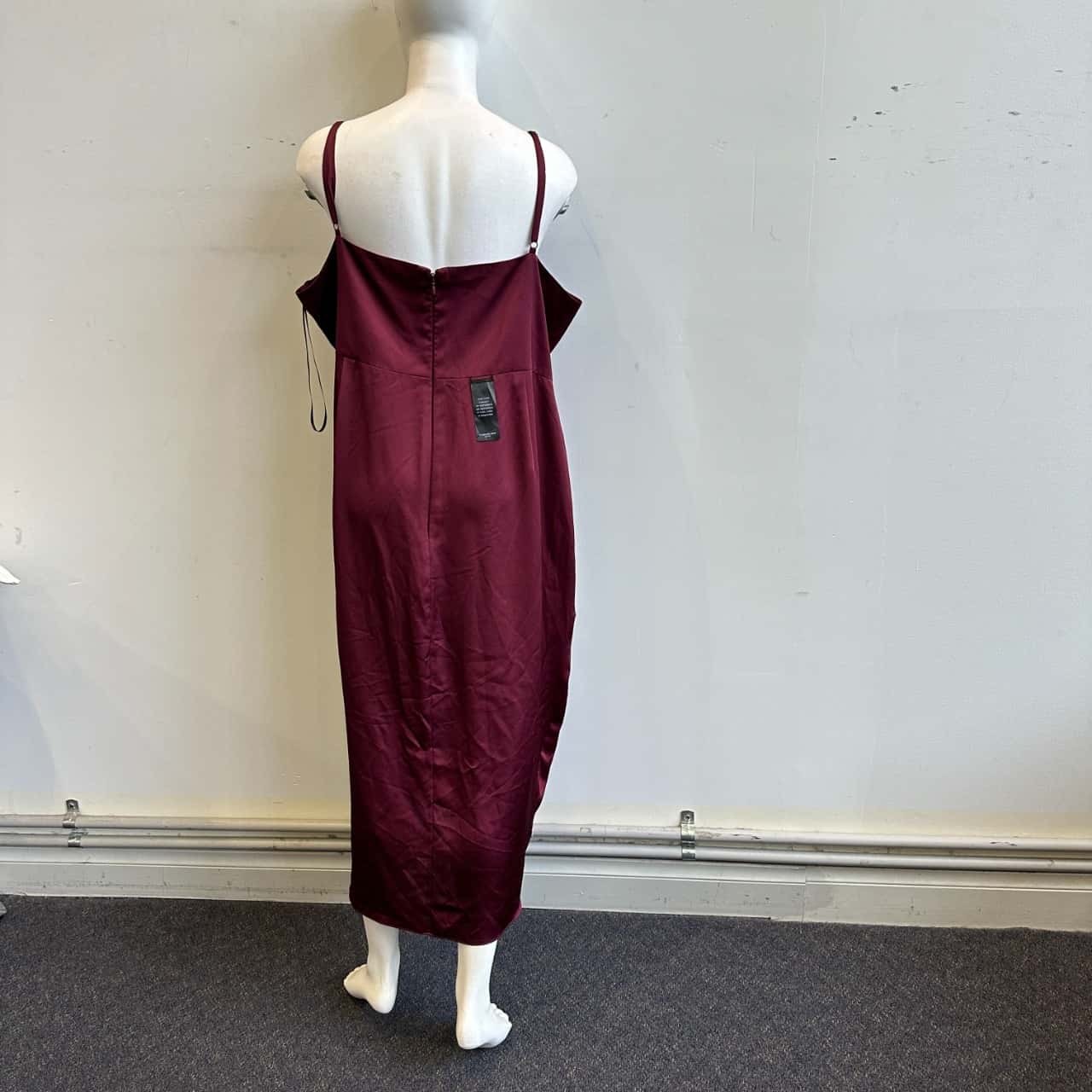 BNWT Forever New Curve Women's Size 22 Holly Cowl Neck Midi Curve Dress  Wine (s)