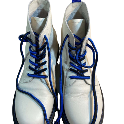 C Banner- Women's shoes -size 6.5