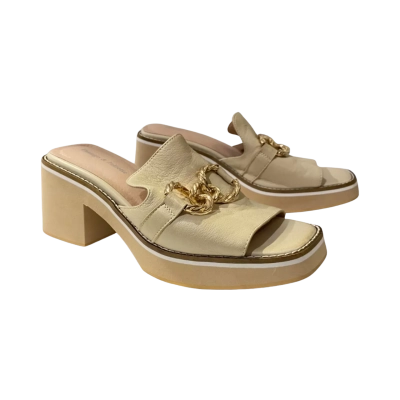 Django & Juliette  Womens  Size 38 Heels / Sandals Beige / Gold 