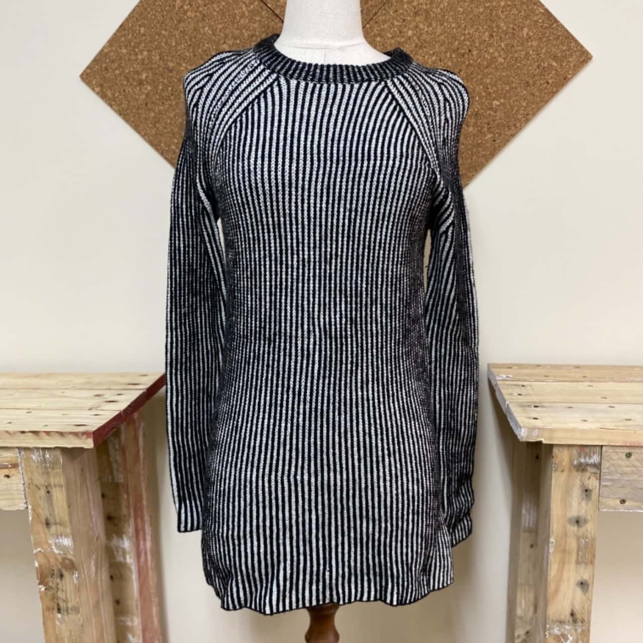 Kookai Womens Size 8 Black /White (s)