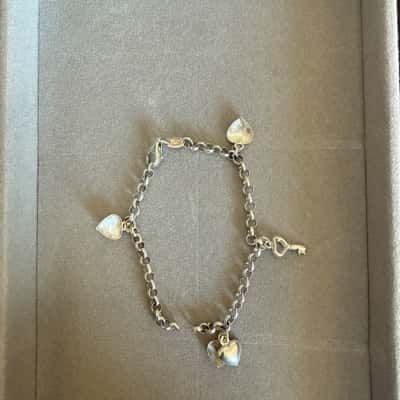  Womens silver love heart, key charm bracelet (s)