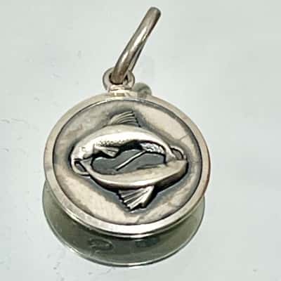 VINTAGE 925 Silver Pisces Round Pendant 