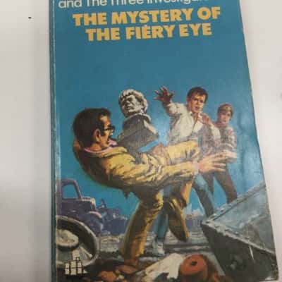 Alfred Hitchcock & The Three Investigators 6 Books Paperback