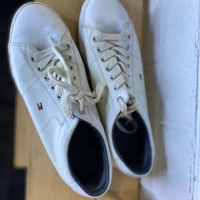 Tommy Hilfiger Mens  Size 10/11 White Shoes