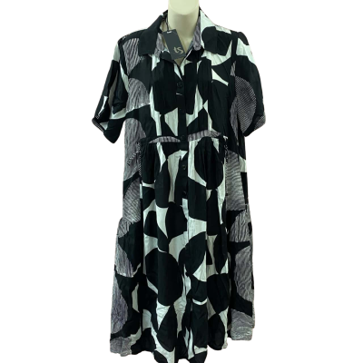 Taking Shape Women's Shirt Dress Black/White Print (Plus) Size 12 