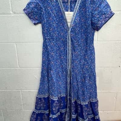 Arnhem Womens  Size 8 Blue / Floral 
