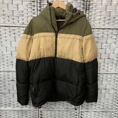 St Goliath Mens  Size XXL Puffer Beige / Black  / Khaki 