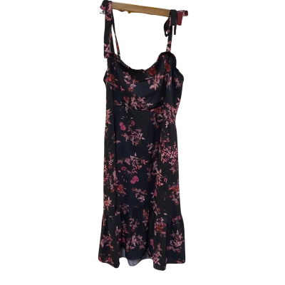 BNWT Belle & Bloom Womens  Size L Midi Dress Black  / Floral 