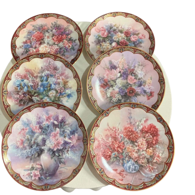 Collectable Vintage LENA LUI Plates 