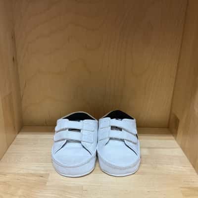 Polo Ralph Lauren Kids  Size 1 Shoes  White 