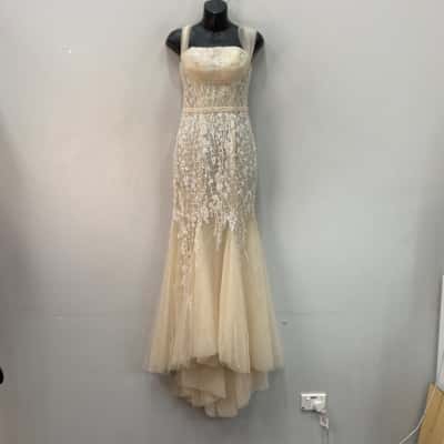  Womens  Size 6 / XS Layered Chiffon & Beads Gown Cream 