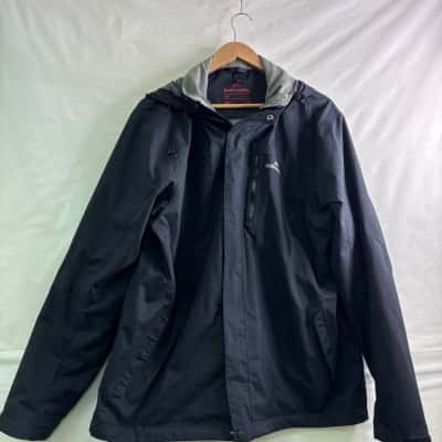 Kathmandu Mens  Size XXL Raincoat / Winter Jacket Black  