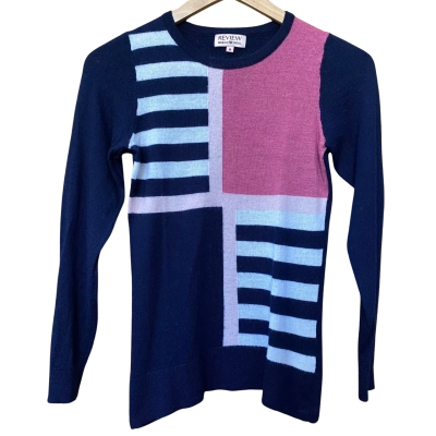Review Navy/Pink Asymmetrical Pattern Jumper Size 10
