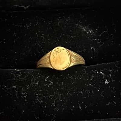 9ct Gold Signet Ring