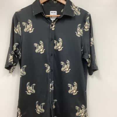 SHELL CORP  Mens  Size S Printed Shirt Black  