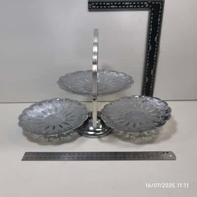 Vintage 3 Teir Cake Stand Folding Oyster High Tea 