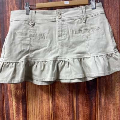 Ghanda Womens  Size 10 Beige Skirt New