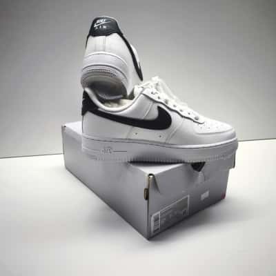 Nike Womens Air Force 1 07 Low White Black Leather Sneakers US 8.5 DD8959-103