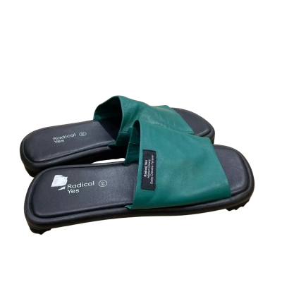 Radical Yes Women’s Leather Slides. Size :39 Colour : Green