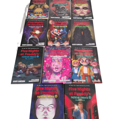 Five Nights At Freddy's Bookset 