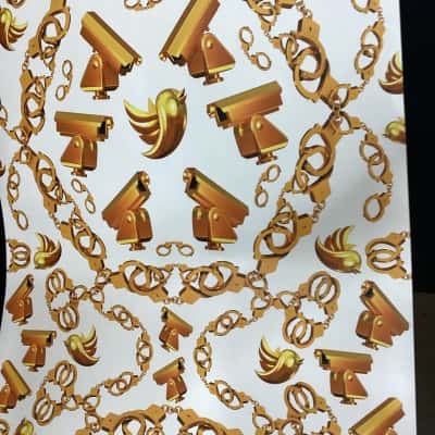 Gold Chain Wall Paper Roll