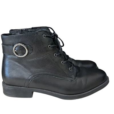 Supersoft women’s Size 40 Boots Black 