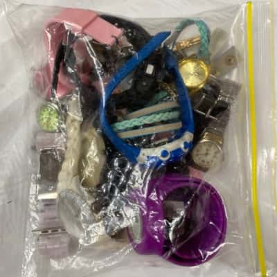 Bag of watches for repair/ spare parts 