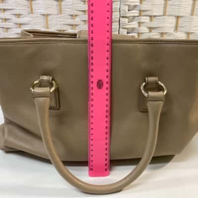 Women’s Oroton bag