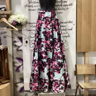 BLONDIE NITES BRAND! EXQUISITE A-LINE FLORAL MAXI SKIRT! Womens  Size 0 / 6 A-Line Skirt / Maxi Skirt Blue / Floral / Multicoloured / Pattern / Pink  