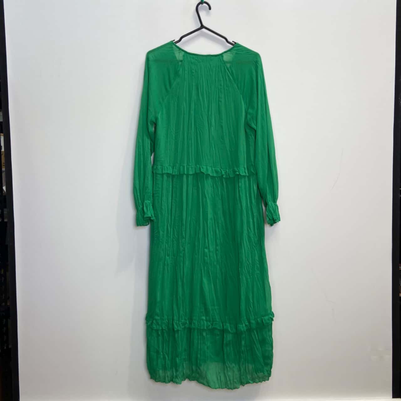 Decjuba Womens Size S Long Sleeve Midi Willow Ruffle Dress Green BNWT RRP  $139.95(s)