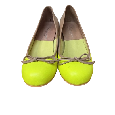 Venilla Suite Womens  Size 36 Heels Beige / Yellow 