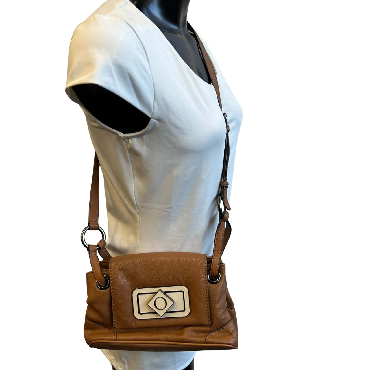 Oroton Womens Leather Crossbody Bag Brown (s)