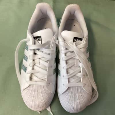 Adidas Womens  Size 38 / 5.5 / 6 White 
