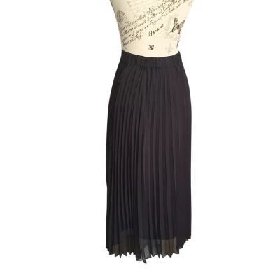 Forever New Womens  Size 14 Maxi Skirt / Pleated Skirt Black  BNWT