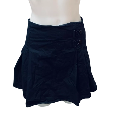  Womens  Size 6 black Dangerfield buckle skirt